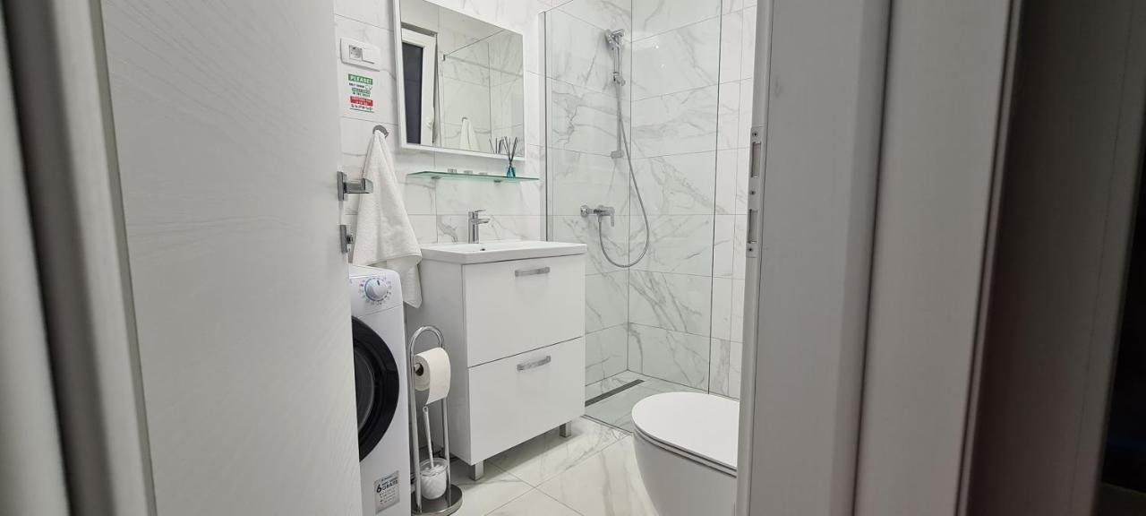 Apartman Marcelina 1 With Private Pool Трогір Екстер'єр фото